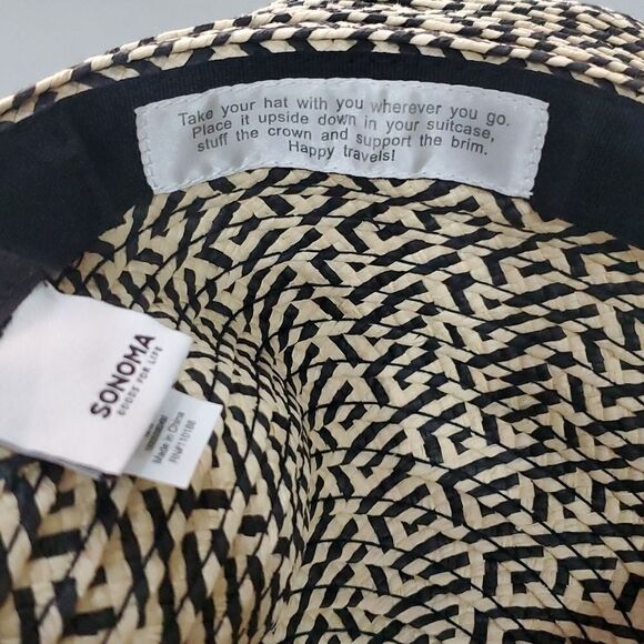 EUC Floppy Black Straw Sun Hat - Picture 5 of 5